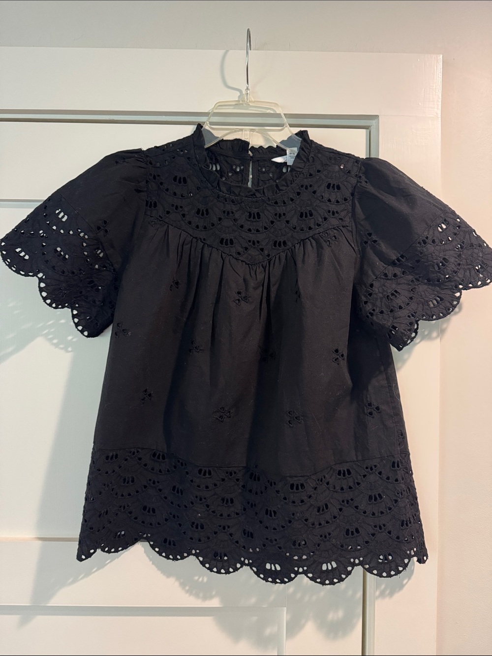 Time and Tru Black Eyelet Lace Puff Sleeve Top Viral Blouse